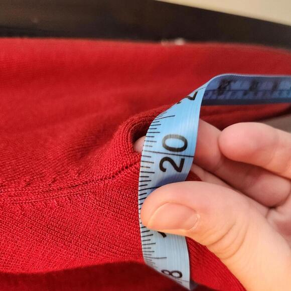 Reba Women's Long Sleeve Red Mock Neck Sweater w/ Rhinestones Size S - Picture 8 of 9